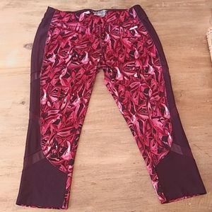 Woman's Capri workout leggings